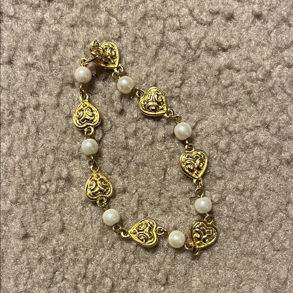 Avon Gold Heart and Pearl Bracelet